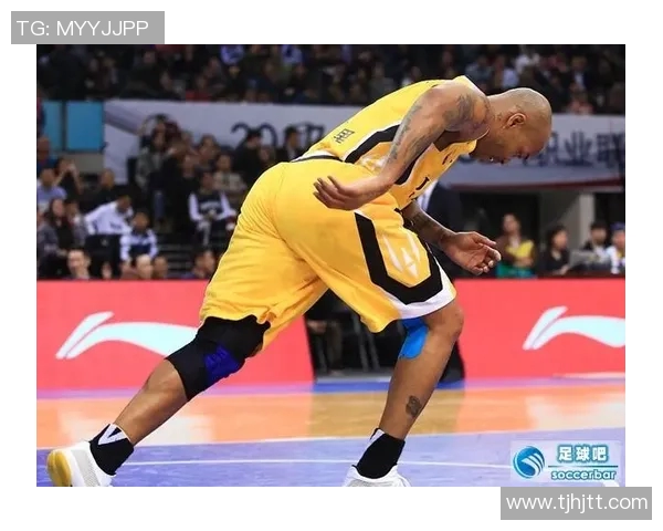 深圳篮球队进攻战术解析与深度剖析助力球队崛起之路 深圳篮球队进攻战术解析与深度剖析助力球队崛起之路