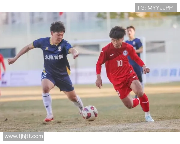 杭州足球队个人能力分析与发展潜力探讨 杭州足球队个人能力分析与发展潜力探讨